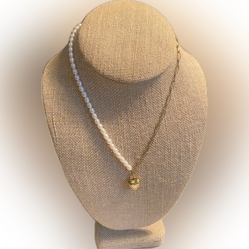 14k Gold Plated paper clip chain and Baroque Pearl Heart Pendant. Gorgeous